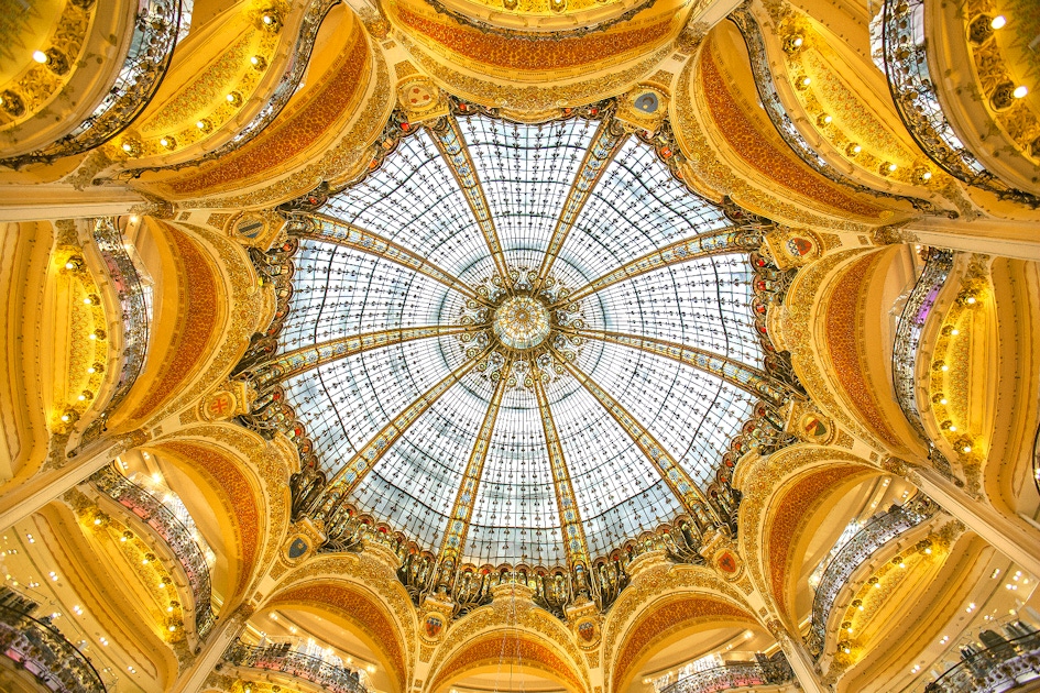 Galeries Lafayette Haussmann tours and activities