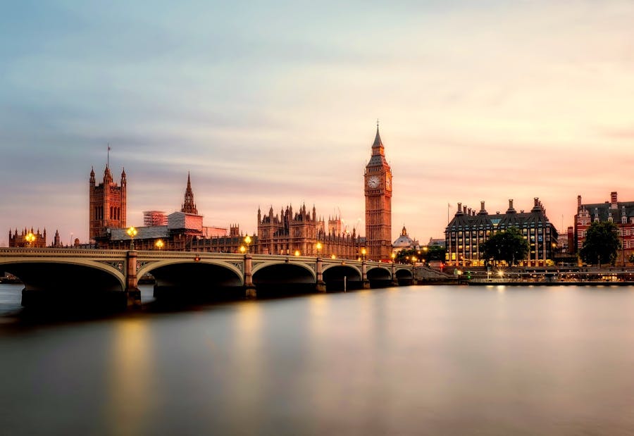 FREE Tour of London