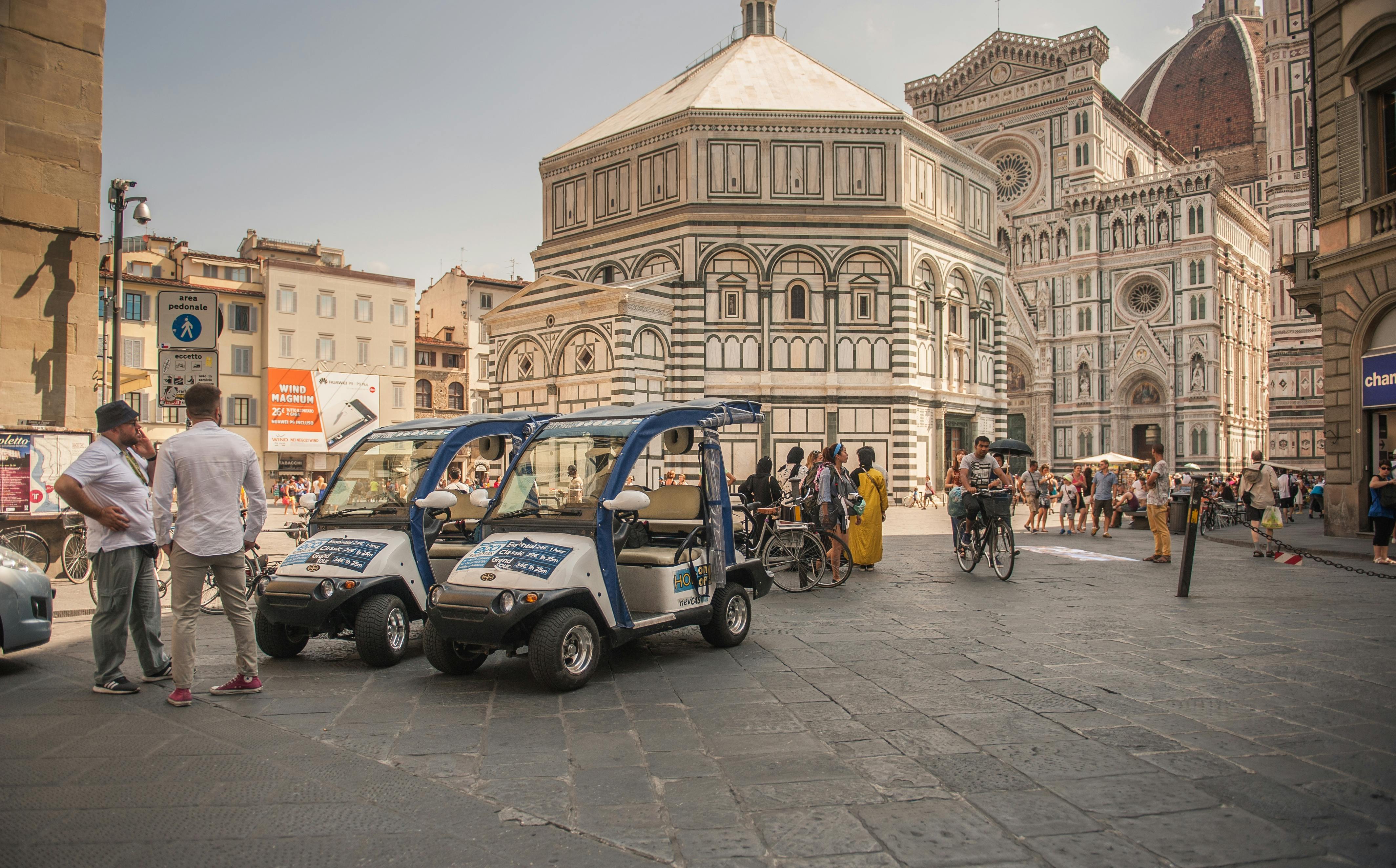 Tour ecologico di Firenze con golf cart