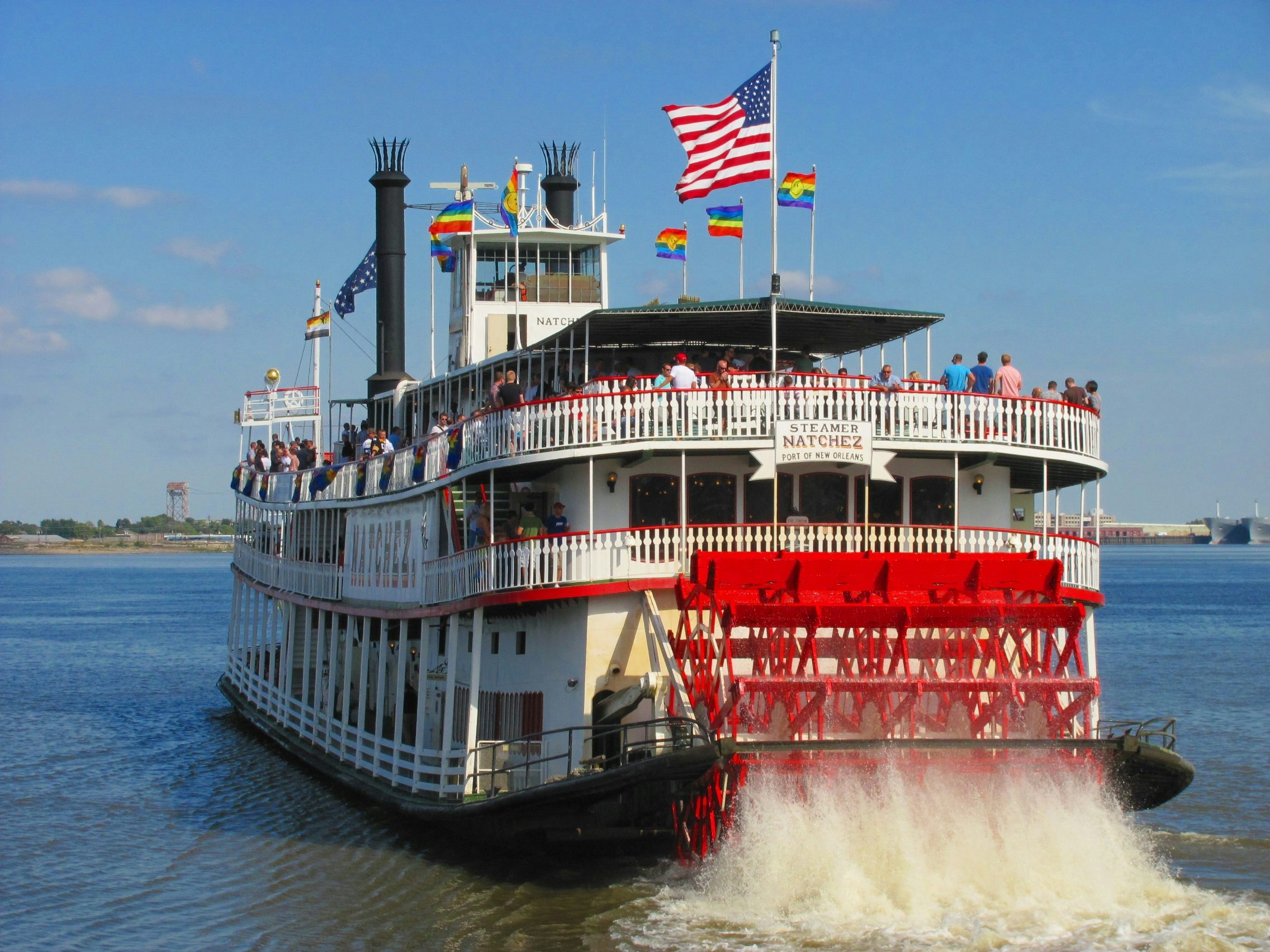 riverboat cruise on the mississippi river
