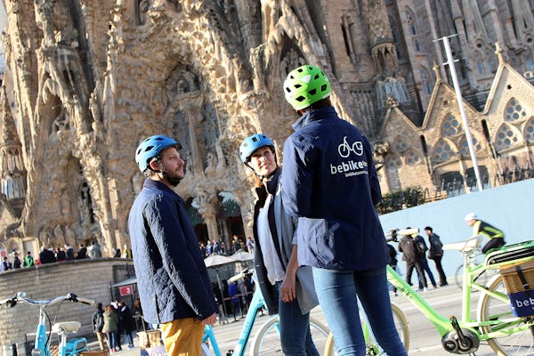 Recorrido sobre Gaudí en bici eléctrica por Barcelona