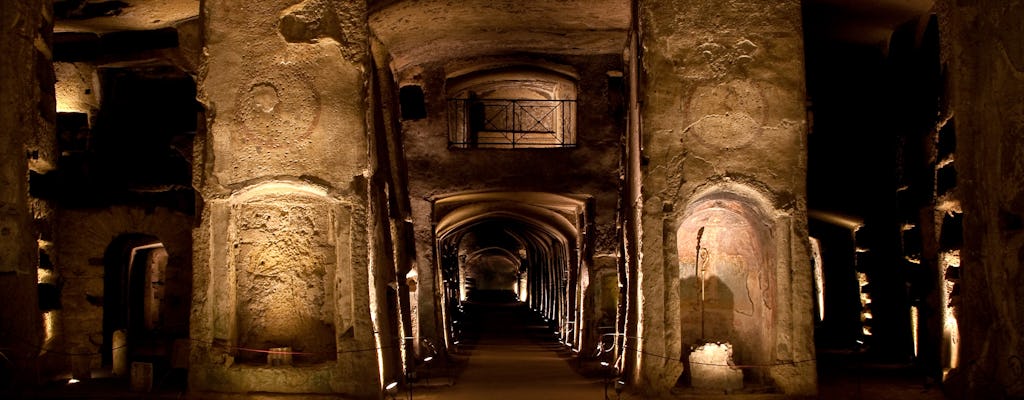 Tickets and guided tour of the Catacombs of San Gennaro