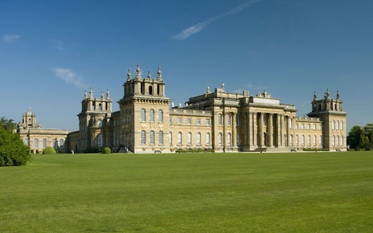 Guided day trip to the Cotswolds and Blenheim Palace