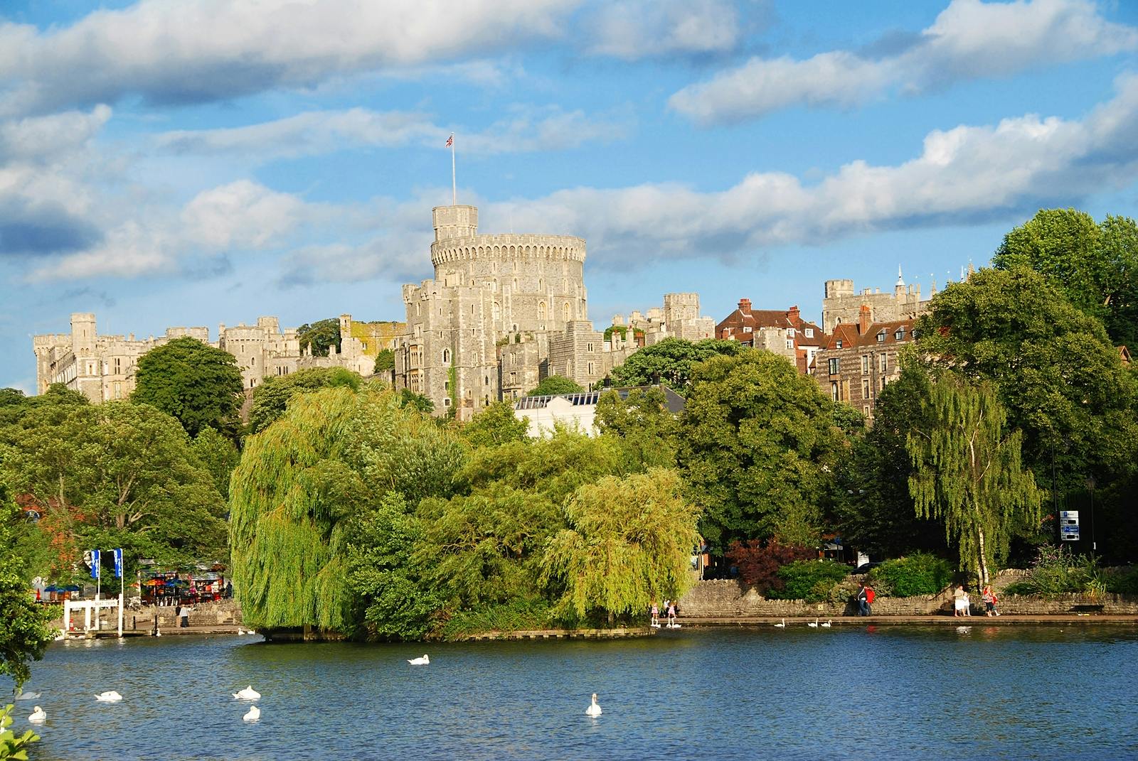 Windsor Castle tour from London with Tower of London ticket