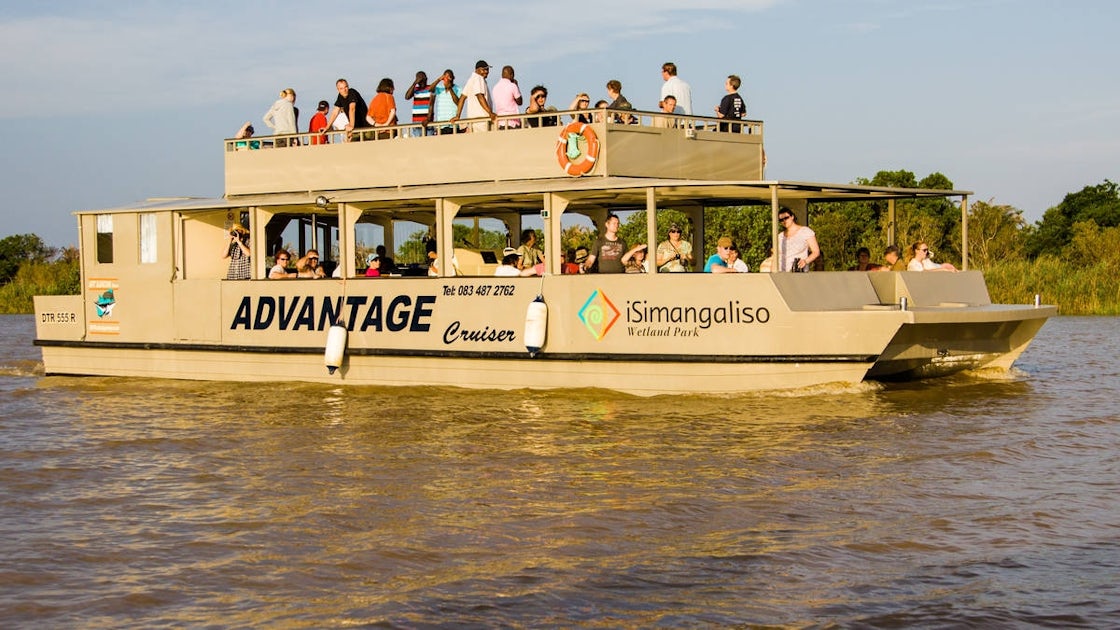 Cruzeiro de barco de hipopótamo e crocodilo de Santa Lúcia ...