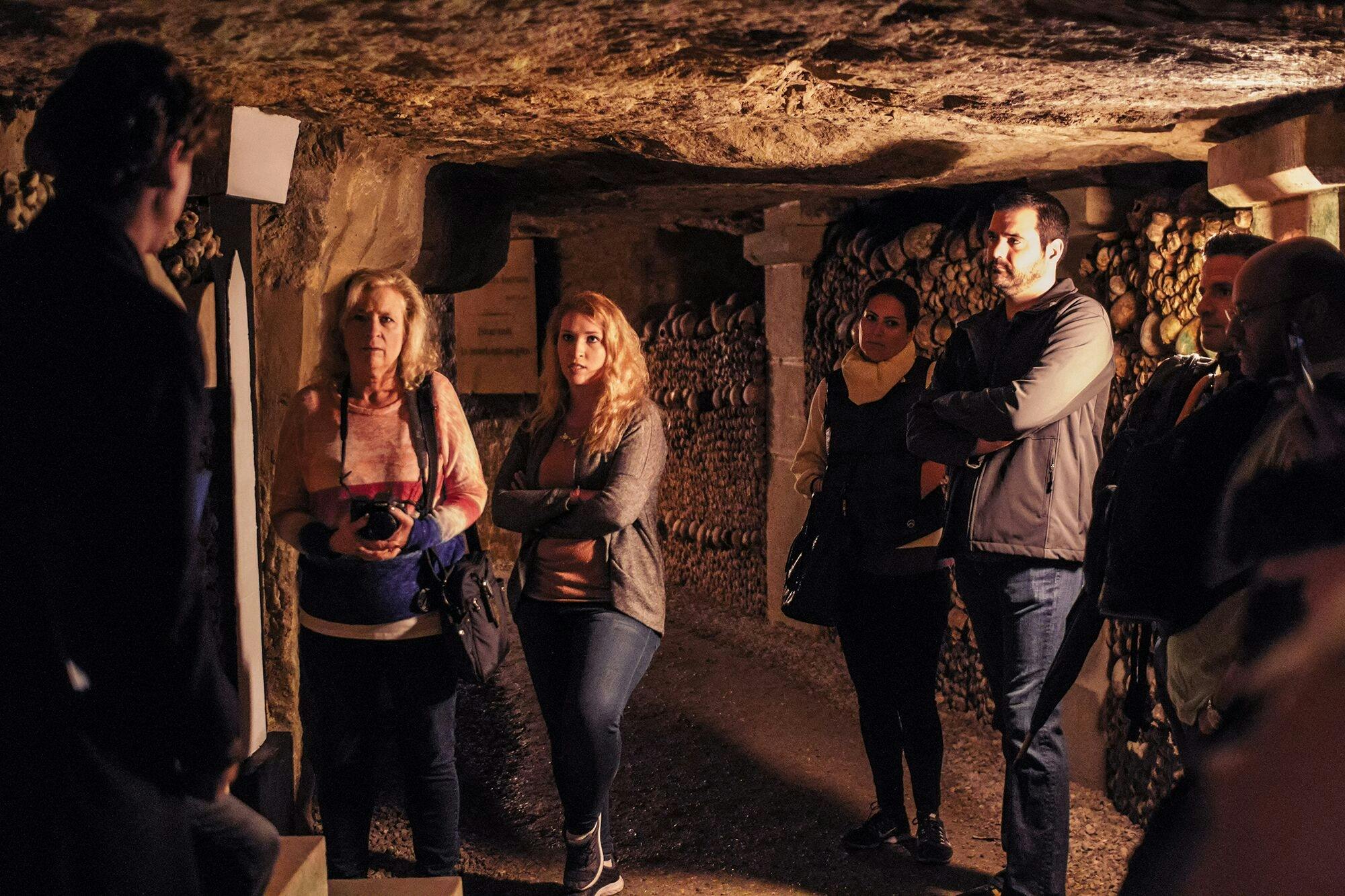 Visite des catacombes de Paris avec accès aux pièces secrètes