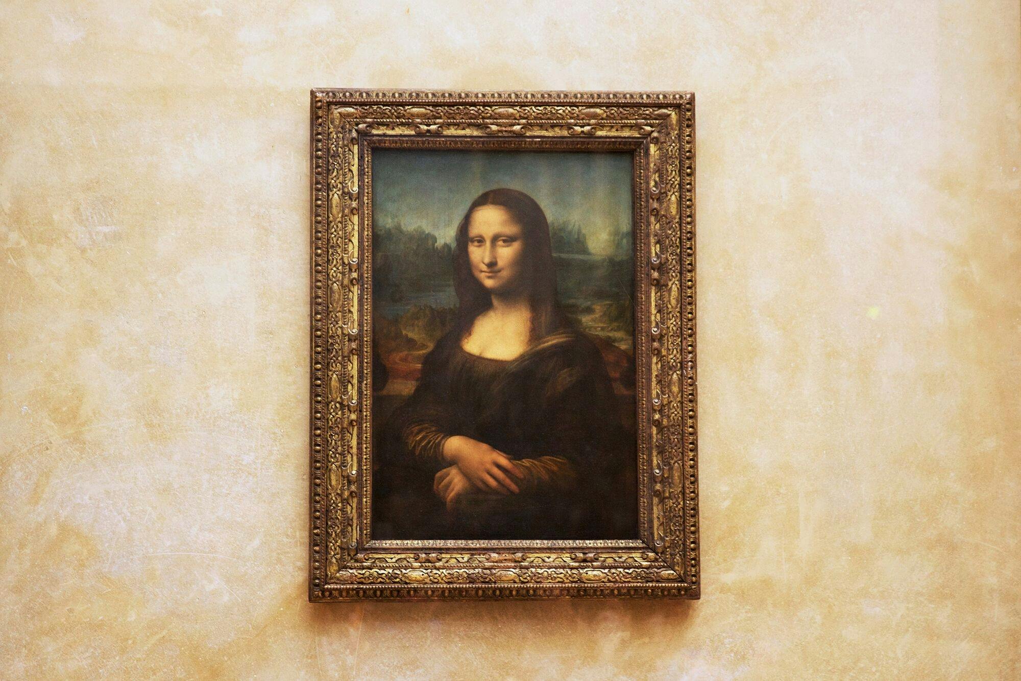 A sós com a Mona Lisa - última entrada do tour pelo Louvre