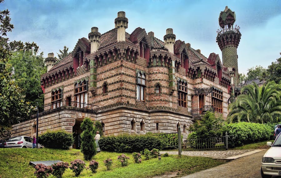 Visite guidée El Capricho de Gaudí et Comillas