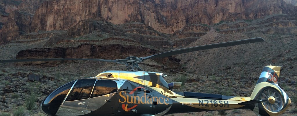 Tour panoramico del Grand Canyon con picnic e Champagne + trasferimento in hotel in limousine