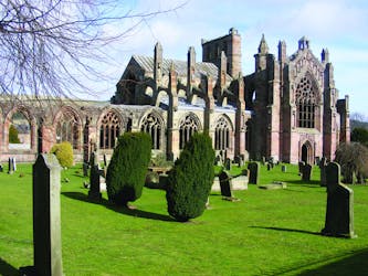 Rosslyn Chapel and Scottish Borders small-group day tour