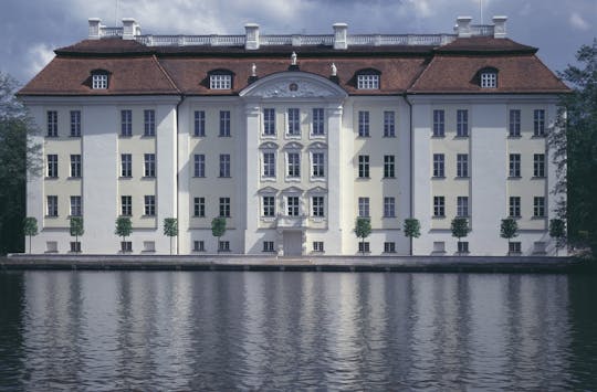Bilhete sem fila para a exposição Köpenick Palace and Room Art