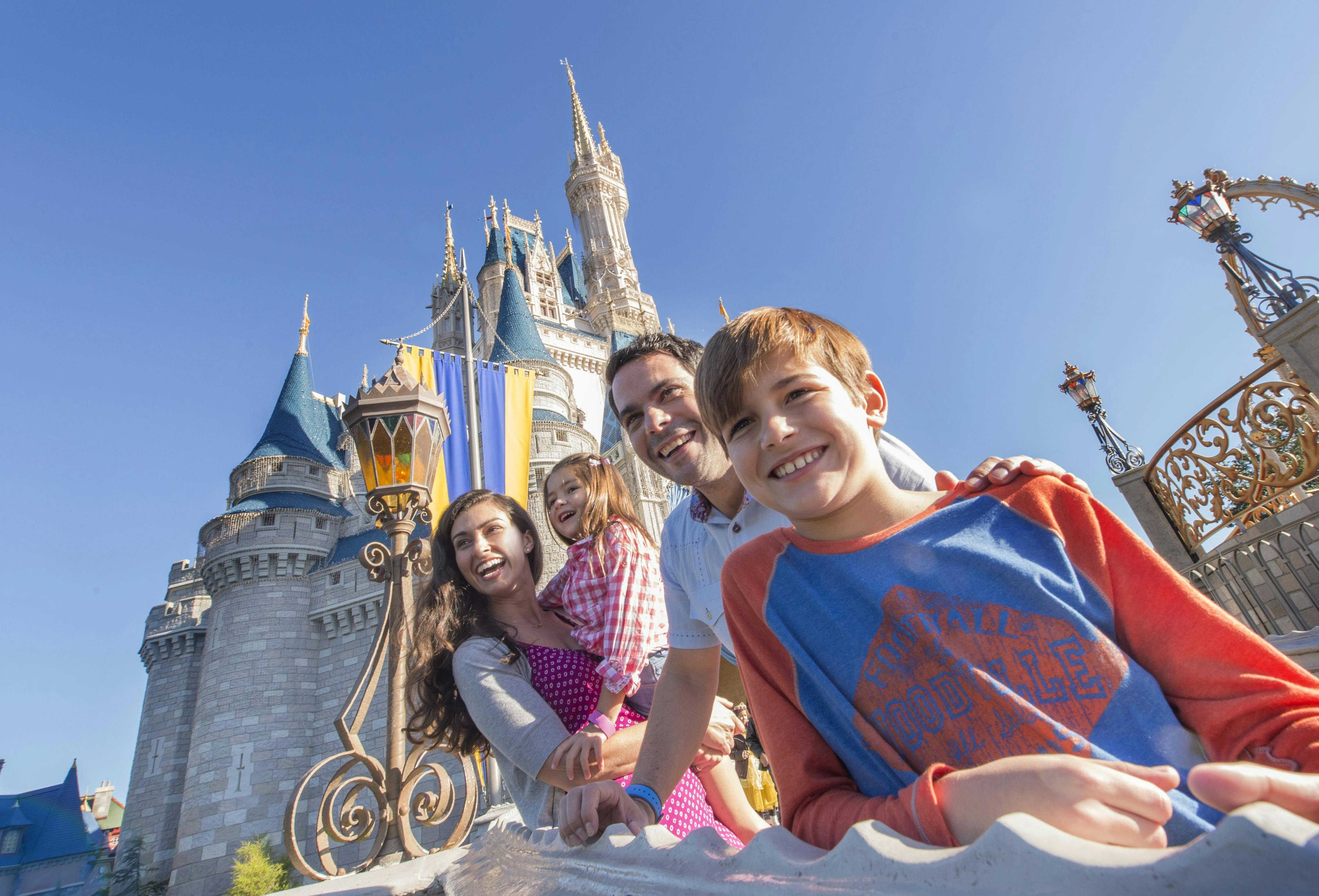 Disney World® Orlando multiday tickets with Park Hopper musement