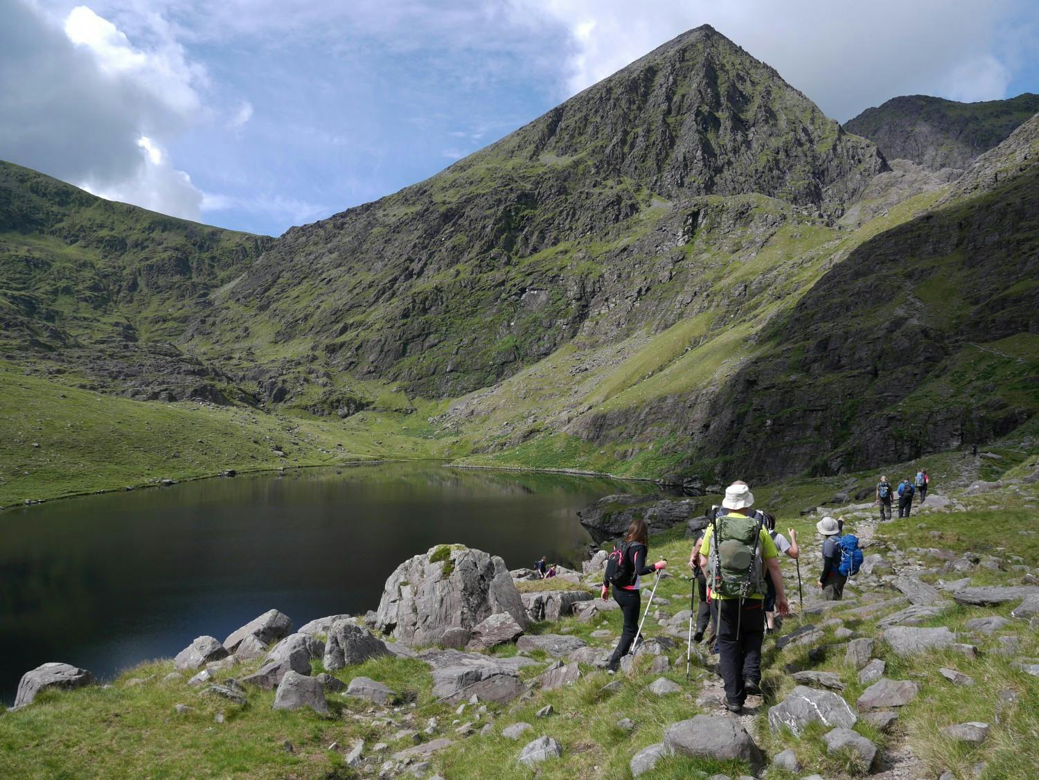 carrauntoohil guided hike