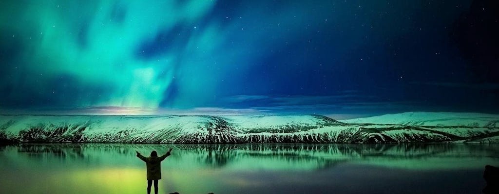 En busca de las misteriosas auroras boreales desde Reikiavik