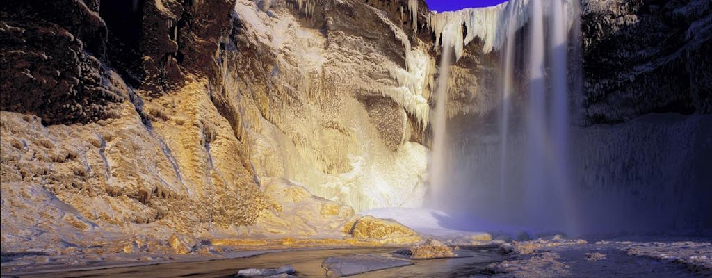 Południowa Islandia to wodospady z przygodą na skuterach śnieżnych z Reykjavíku