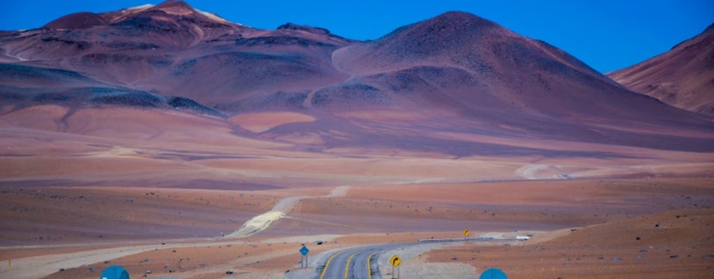 Gemeinsamer Transfer von den Hotels in San Pedro de Atacama zum Flughafen El Loa