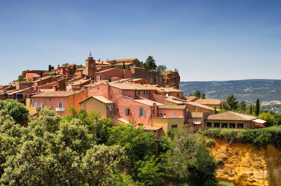 Visit all Provence in one day from Arles