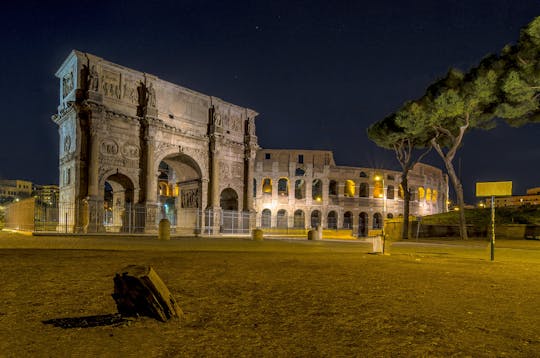Excursão noturna em Roma