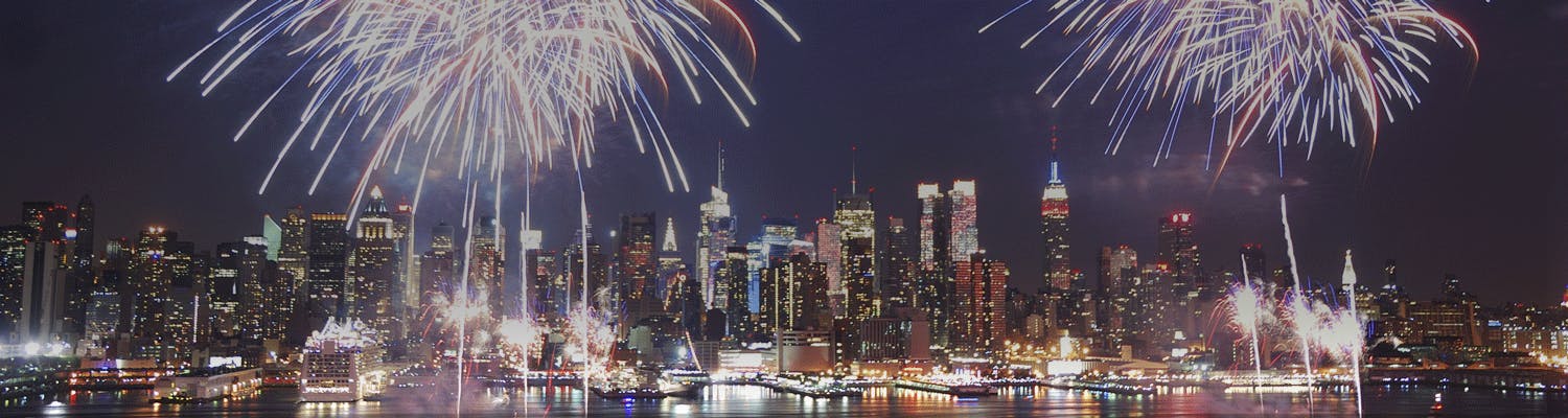 4. Juli: Feuerwerkskreuzfahrt in NYC