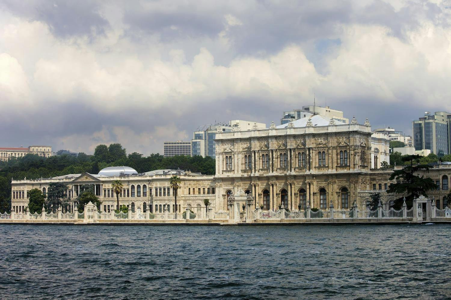 Dolmabahce Palace and Two Continents tour Musement