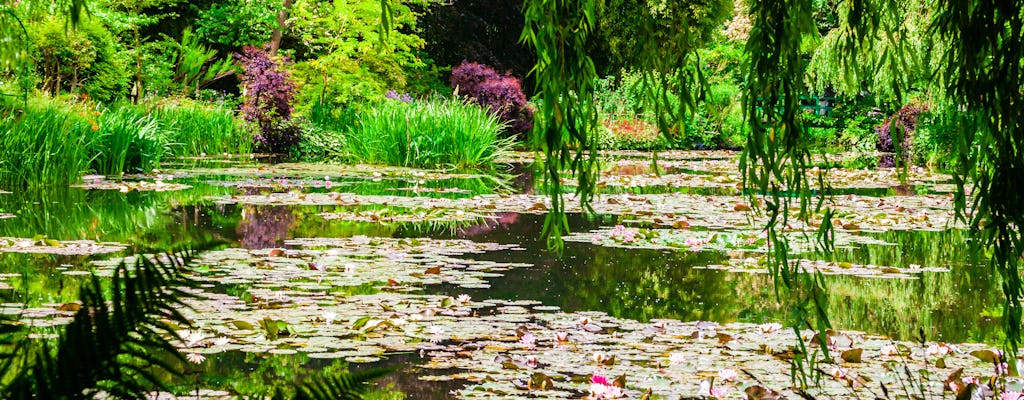 Päiväretki Monet'n Givernyyn ja Versaillesiin