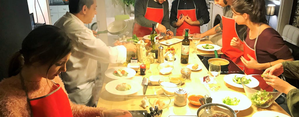 Lezione di cucina e visita del mercato La Boquería a Barcellona