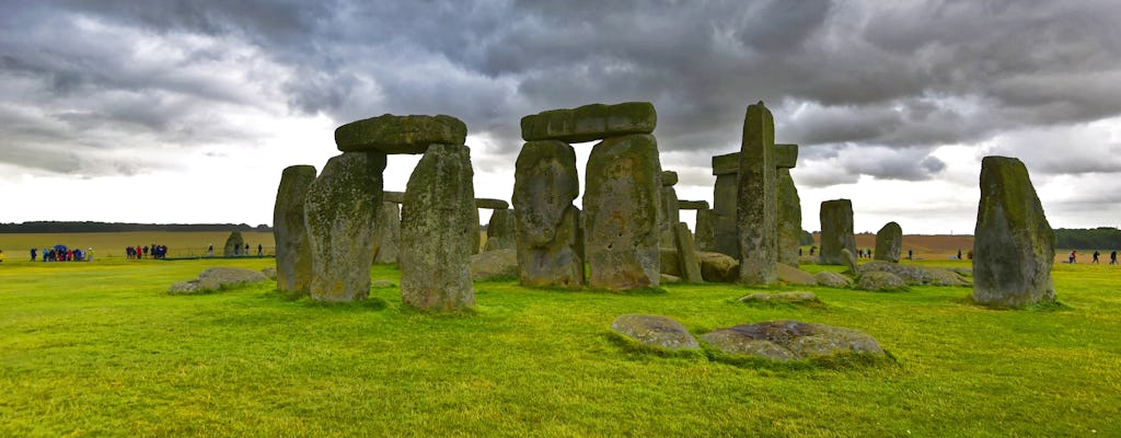England's Ancient Wonders: Stonehenge, Bath and World Heritage Sites tour from London