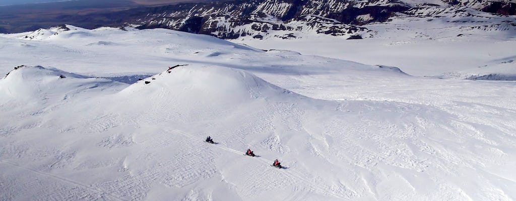 Avventura glaciale in motoslitta