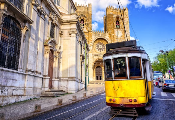 Best of Lisbon - private tour with driver and car