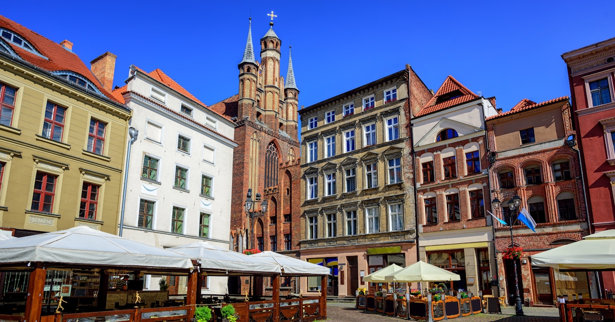 Torun: What to Do, What to Book, and How to Plan It (Tips + FAQ)