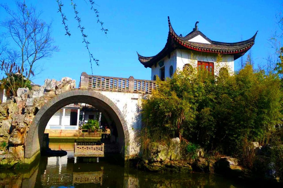 Shanghai Zhu Jia Jiao Water Village Half Day Tour - 
