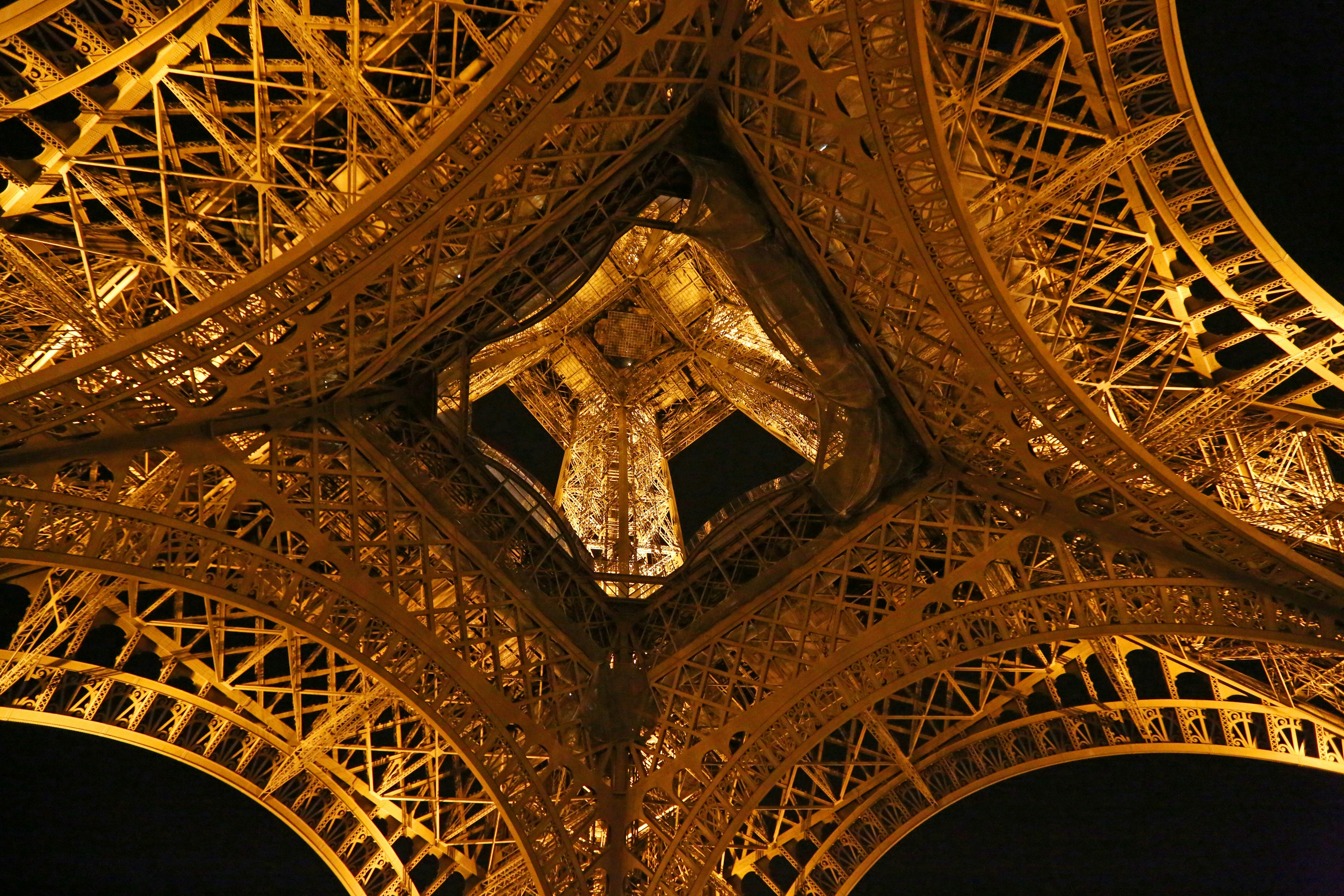 Eiffelturm 2. Stock und Seine-Bootsfahrt bei Nacht | musement