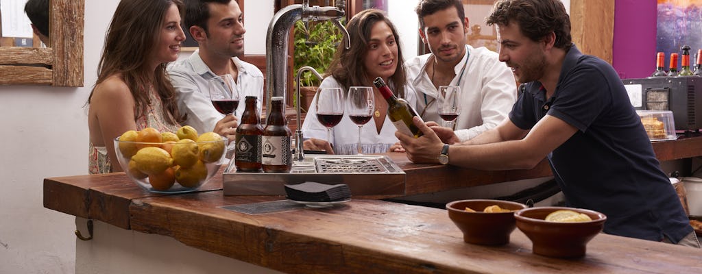 Córdoba kulturelle Führung mit Wein und Tapas Verkostung