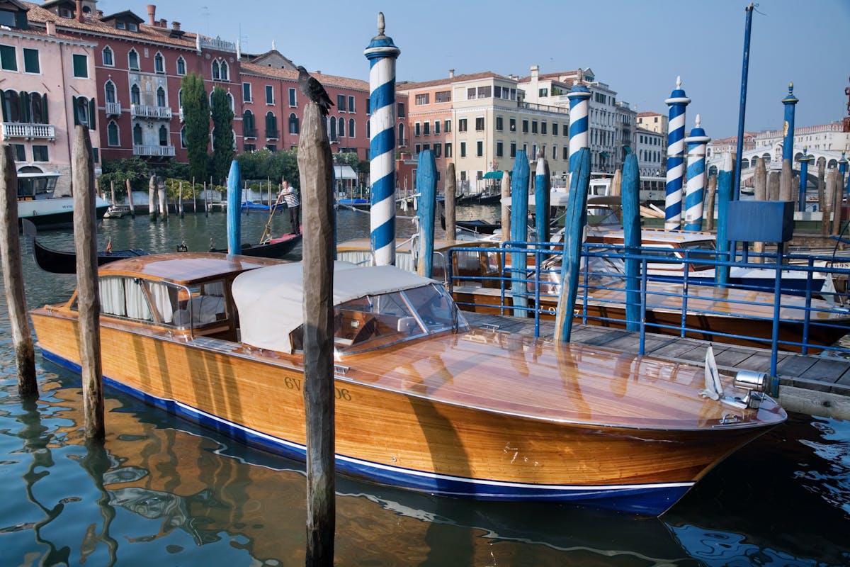 Катера в венеции Катера в венеции