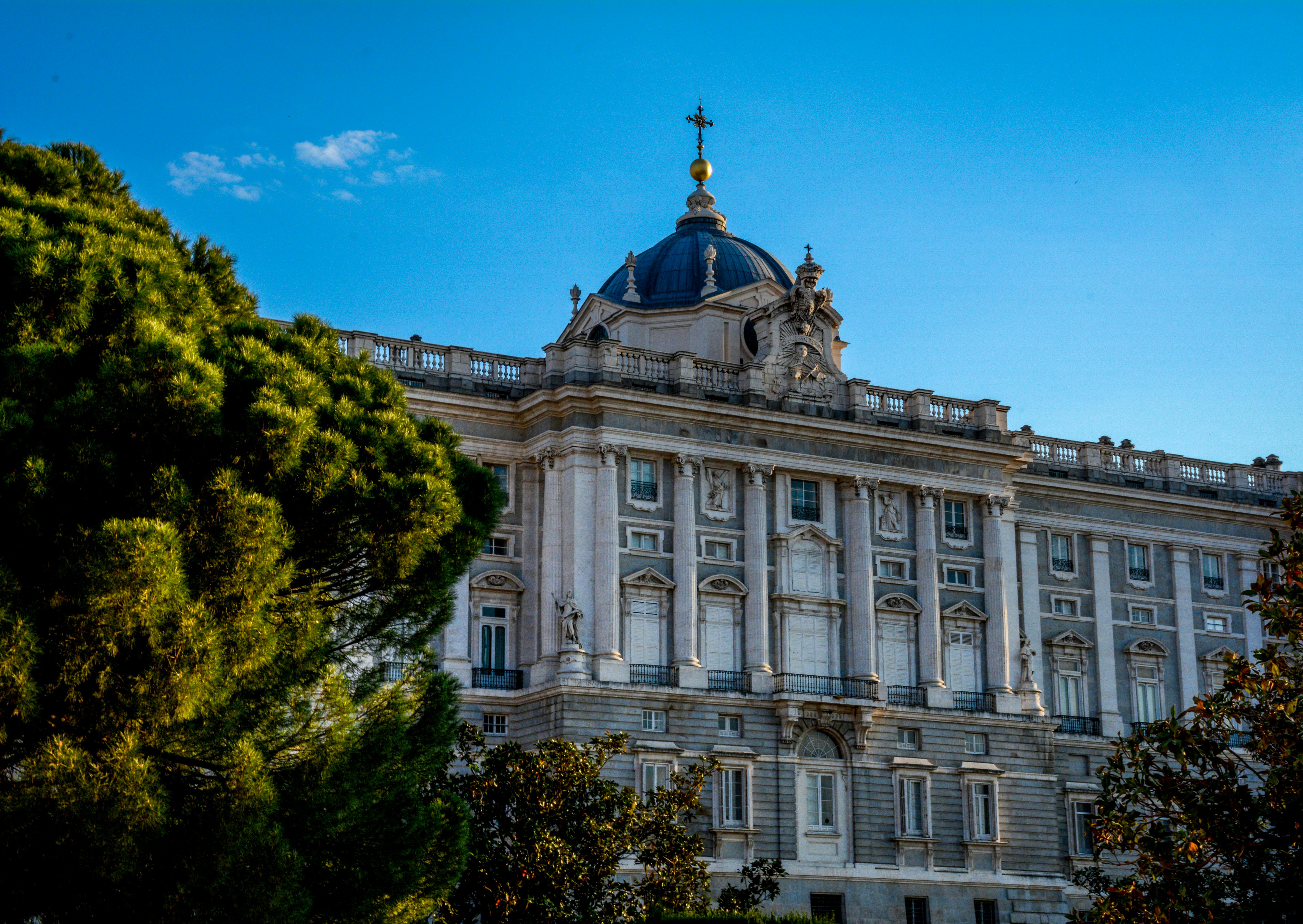 Jonon ohi sisäänpääsy Madridin kuninkaalliseen palatsiin