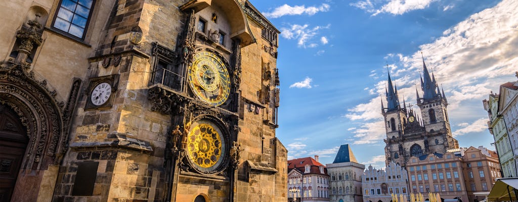 Bilhete para a Torre do Relógio astronómica de Praga e audioguia opcional