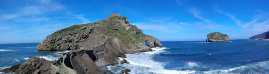 Guided tour of Dragonstone and Bilbao from San Sebastian