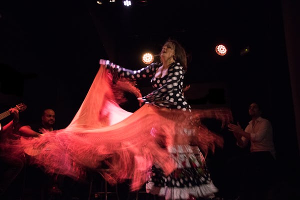 Abends Tapas-Verkostung und Flamenco-Tour in Madrid