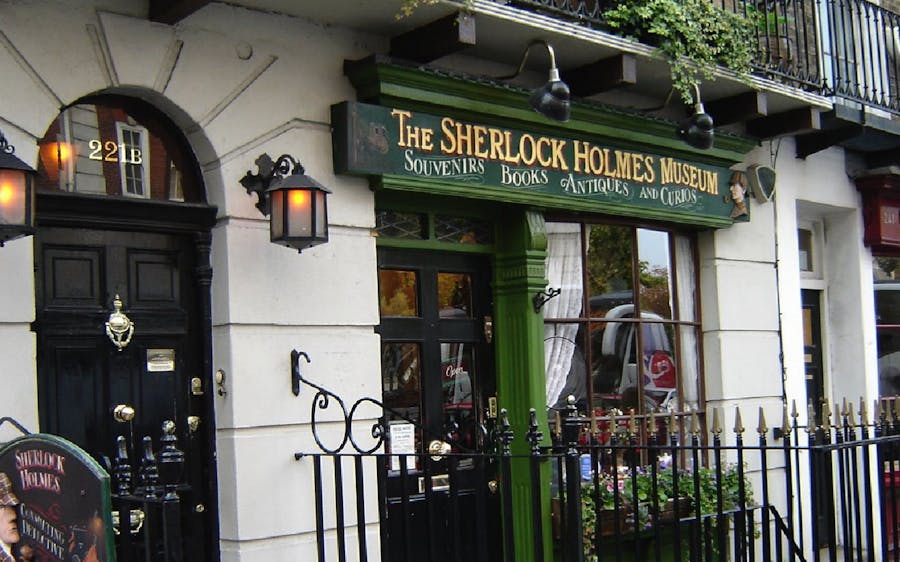 Sherlock Holmes Old London: Small Group Walking Tour, 48% OFF