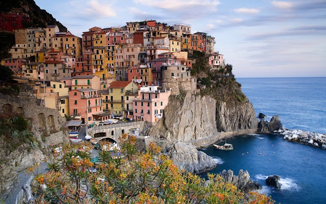 Ganztägige private Tour durch Cinque Terre mit Weinprobe