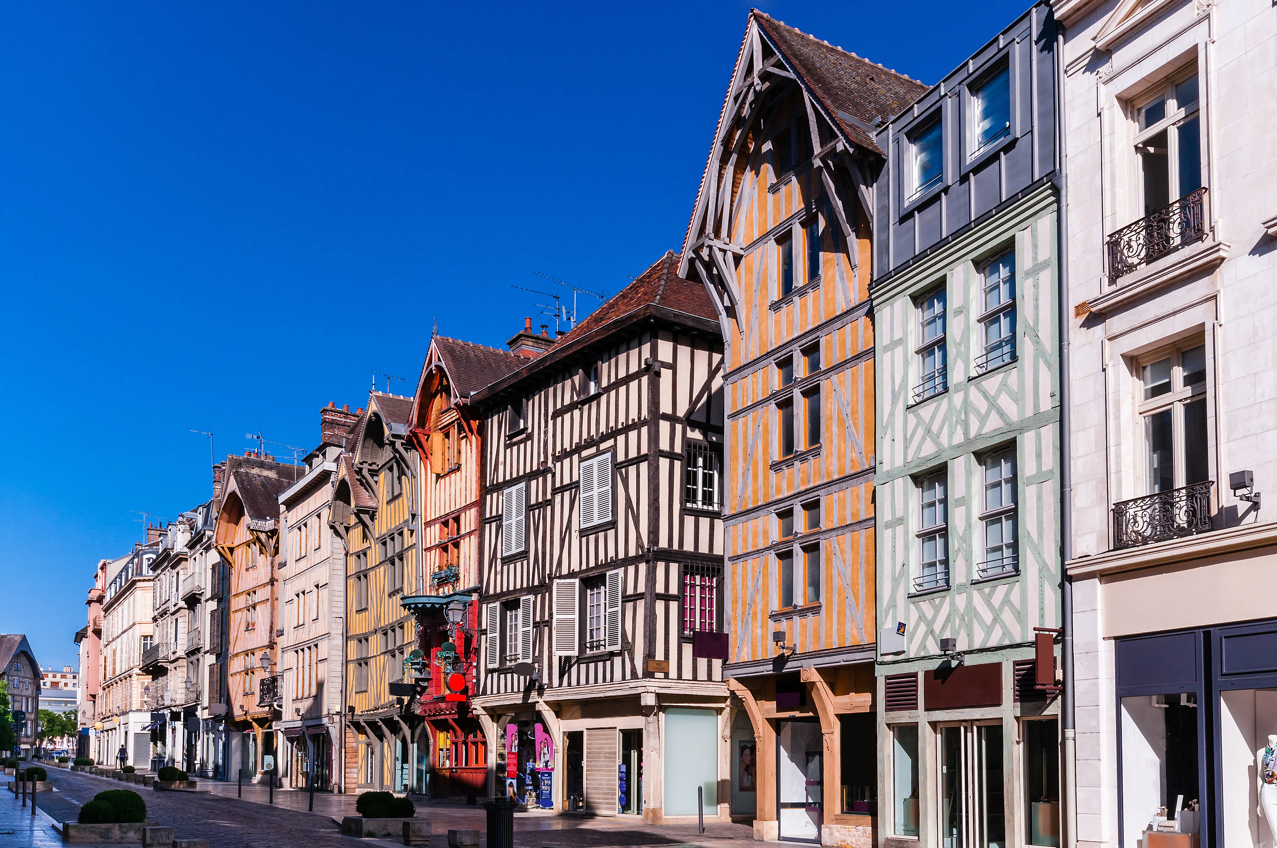 Troyes