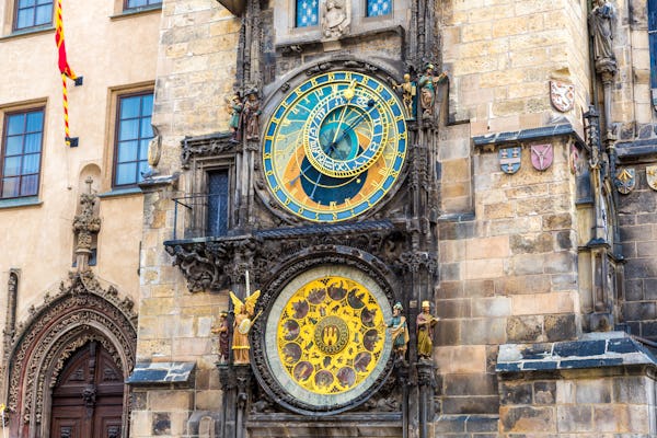 Tour a pé por Praga com acesso à Torre do Relógio Astronômico