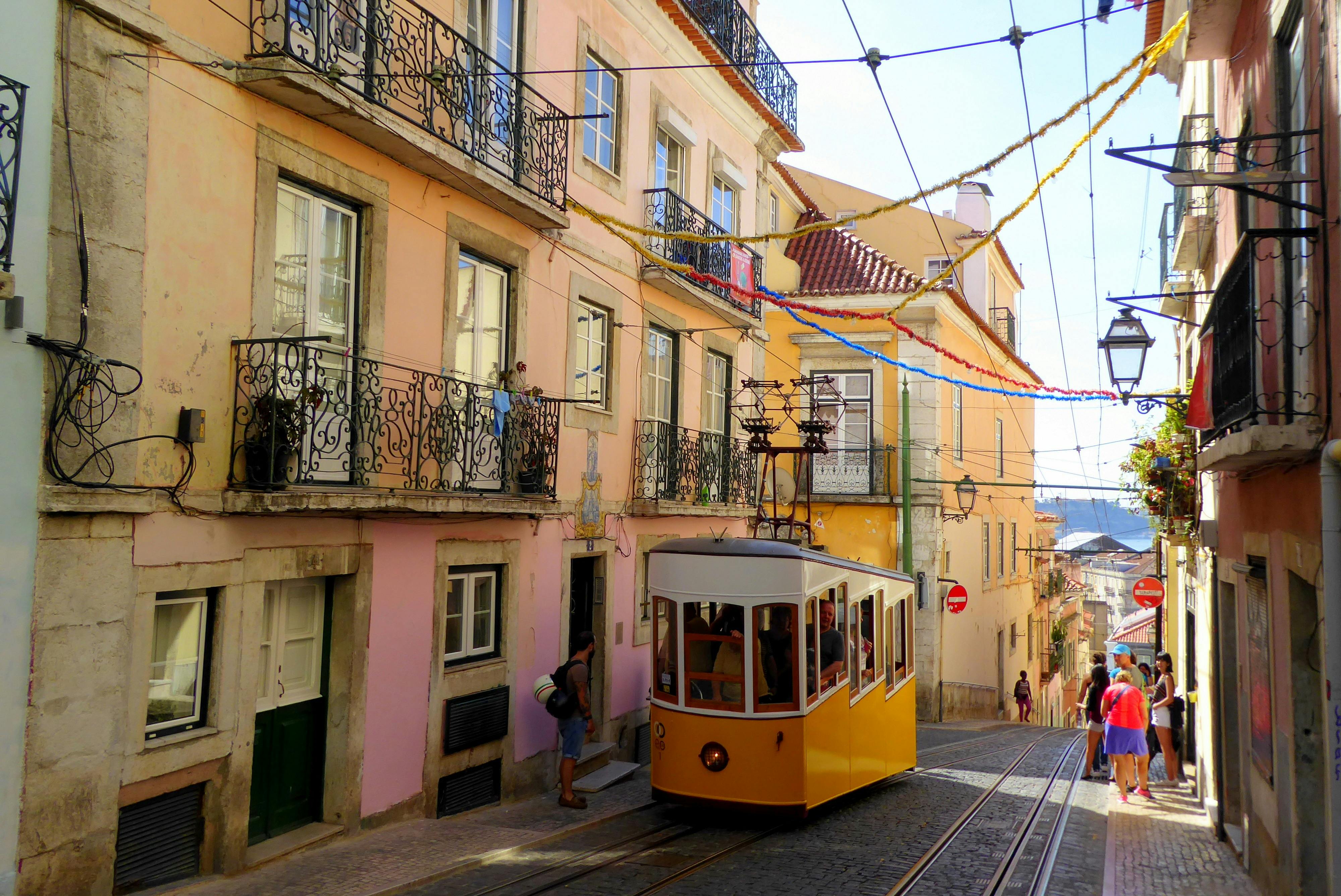 Full day historic private tour of Lisbon