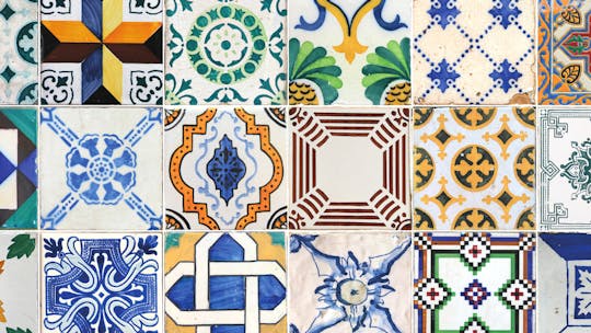 Tiles and Tales: Azulejos Workshop e tour privato