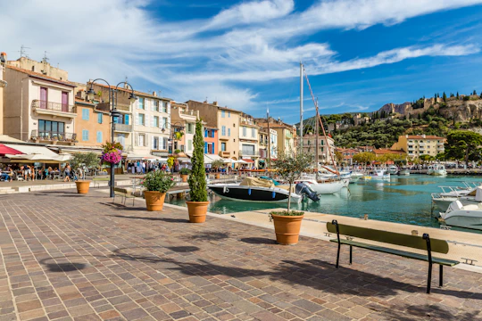 Morning Tour of Cassis from Aix-en-Provence