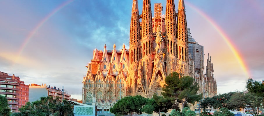 Le meilleur de Barcelone, circuit d'une journée avec billet coupe-file pour la Sagrada Familia