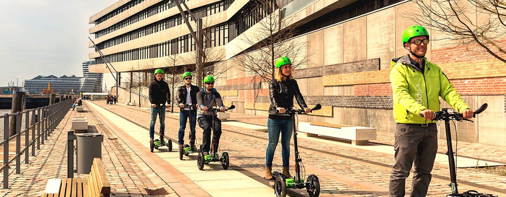 Visite d'une heure de Hafen City à Hambourg en Scuddy trottinette électrique