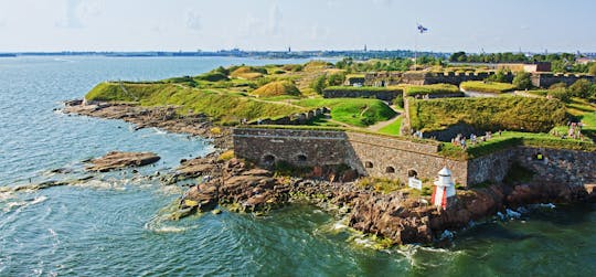 City sightseeing and Suomenlinna from Helsinki harbors