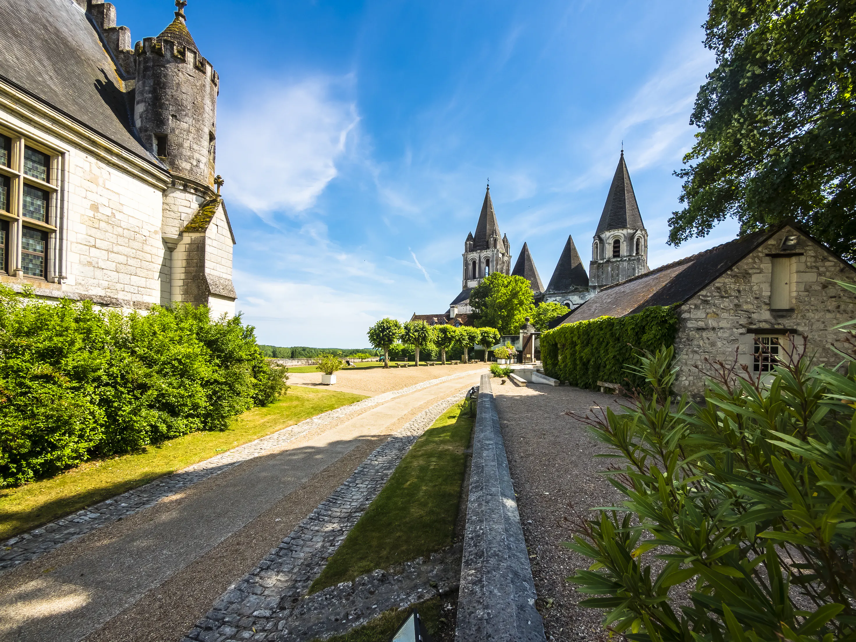 Loches