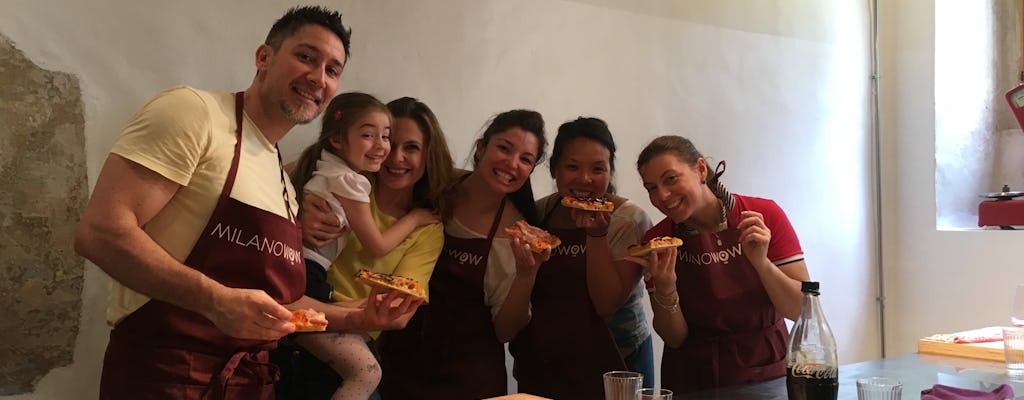 Art of making pizza cooking class